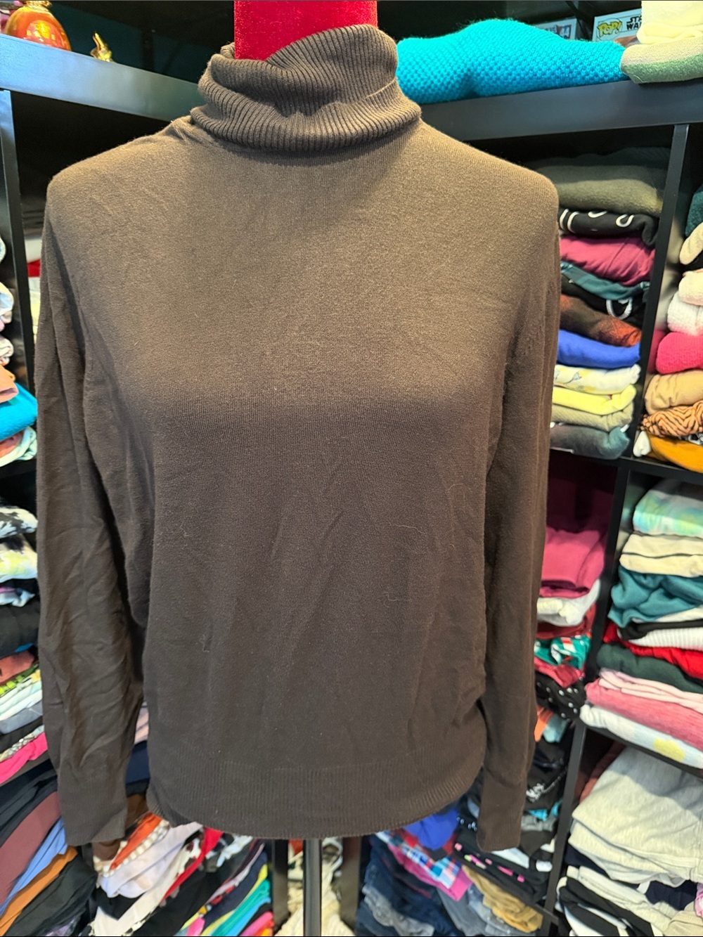 #470. 🪷 dark brown turtle neck. Xl